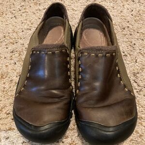 Keen Brown Leather Slip On shoes